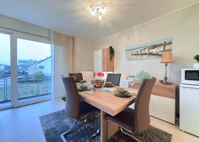 Daire Spacious 2 Bedroom Flat With Balcony And Parking In Mamer