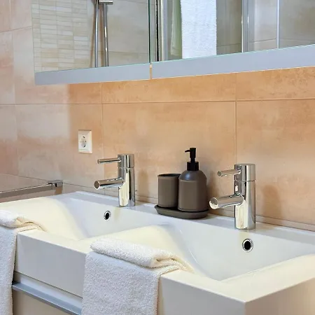 Spacious 2 Bedroom Flat With Balcony And Parking In * Mamer