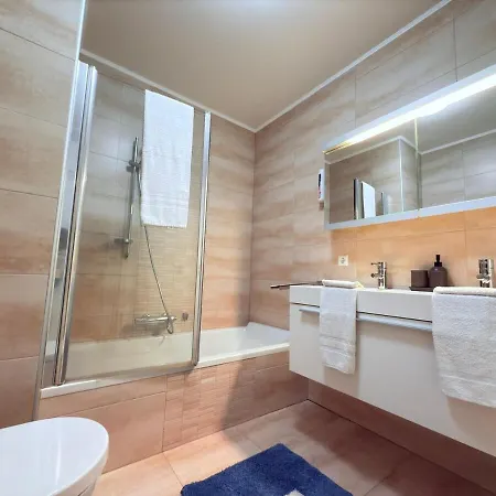 Apartment Spacious 2 Bedroom Flat With Balcony And Parking In Mamer