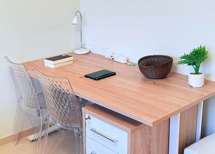 Spacious 2 Bedroom Flat With Balcony And Parking In * Mamer